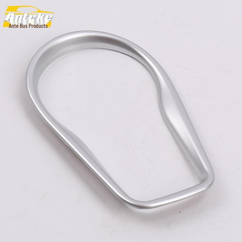 

Декоративная рамка переключателя регулировки фар Renegade: Совместим с 16 моделями