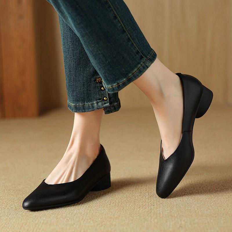 Leather Soft Leather Single Shoes Women's Soft Sole Low Heel Autumn Light Mouth Beige Commute Silent Professional Comfortable Women's Shoes