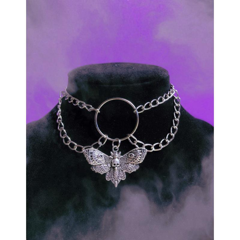 Gothic Silver Skull Moth Pendant Necklace - European & American Fashion Trend