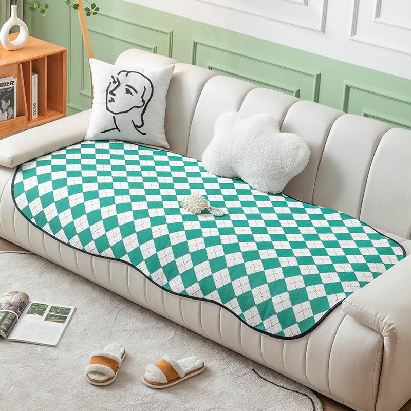 

INS Style Special-Shaped Sofa Cushion Four Seasons Universal Irregular Curved Cushion Non-Slip Summer Ice Silk Sofa Seat Cushion Cover 70*70cm