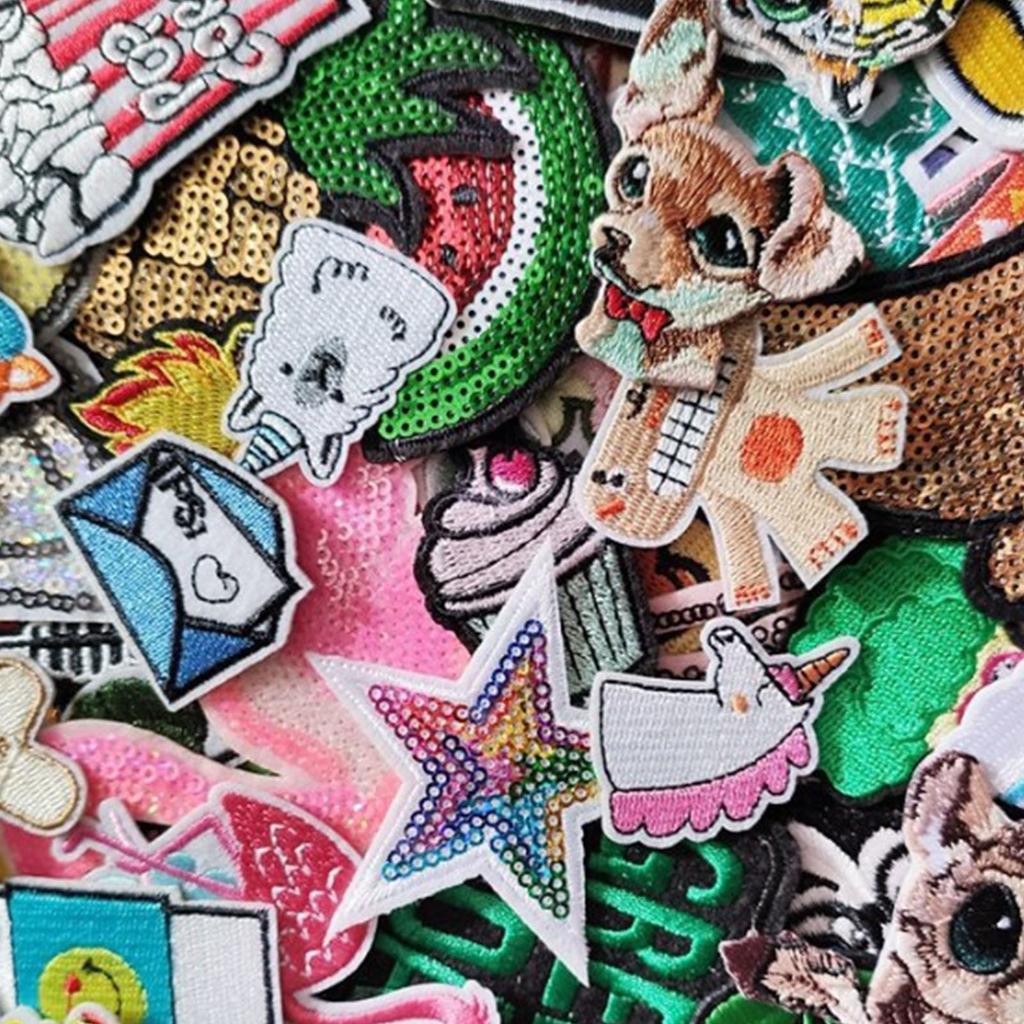 50 Stück Stickaufnäher Niedlicher Cartoon-Aufnäher mit Nähset für Jacken Hemden Hüte Hosen Dekoration