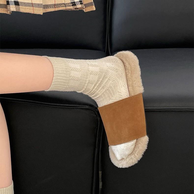 Queen Fan retro platte zachte pantoffels voor dameskleding buiten 2025 nieuw herfst en winter veelzijdig zachte zool antislip eenwoordige slipper