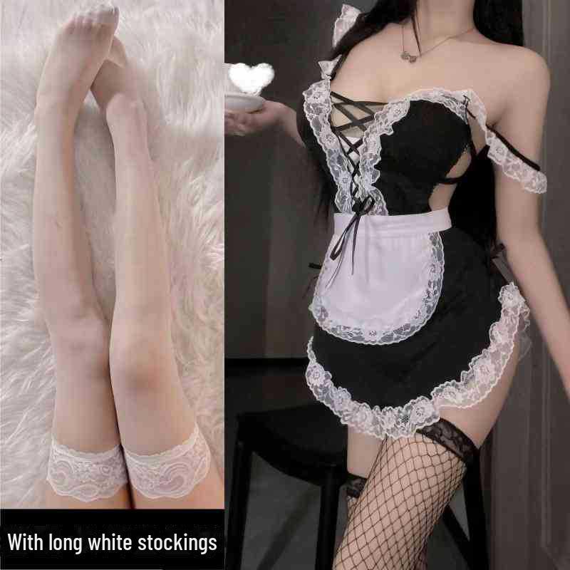 Svůdné krajkové služebničkovské prádlo: Lákavá uniforma s vášnivými šlemi