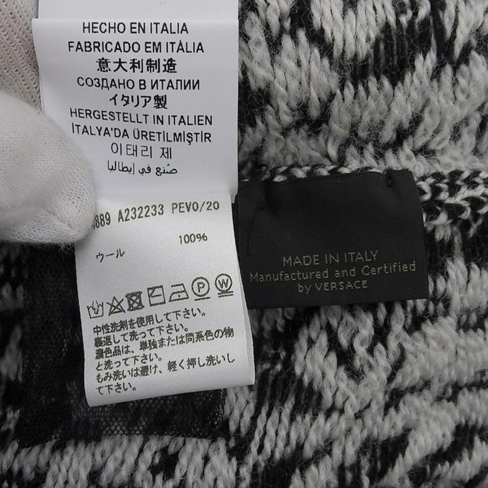 Versace Men's Jacquard Knit Wool Sweater, Black and White, Size 46, A84889 tops 46 Black WhiteUsed