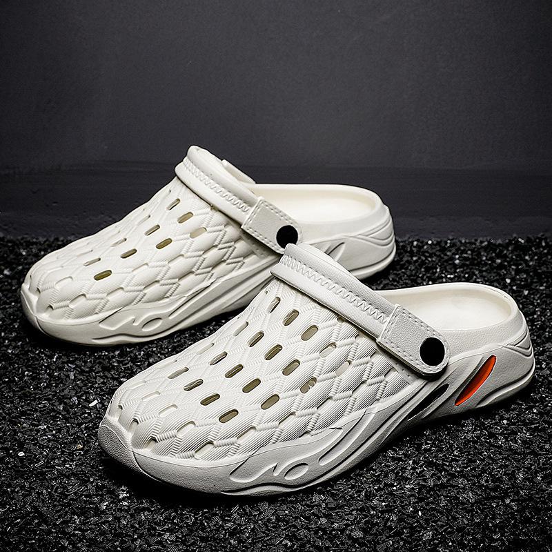 Pantoufles respirantes ajourées pour hommes, chaussures de plage d'été, pantoufles d'extérieur/intérieur, nouvelle mode