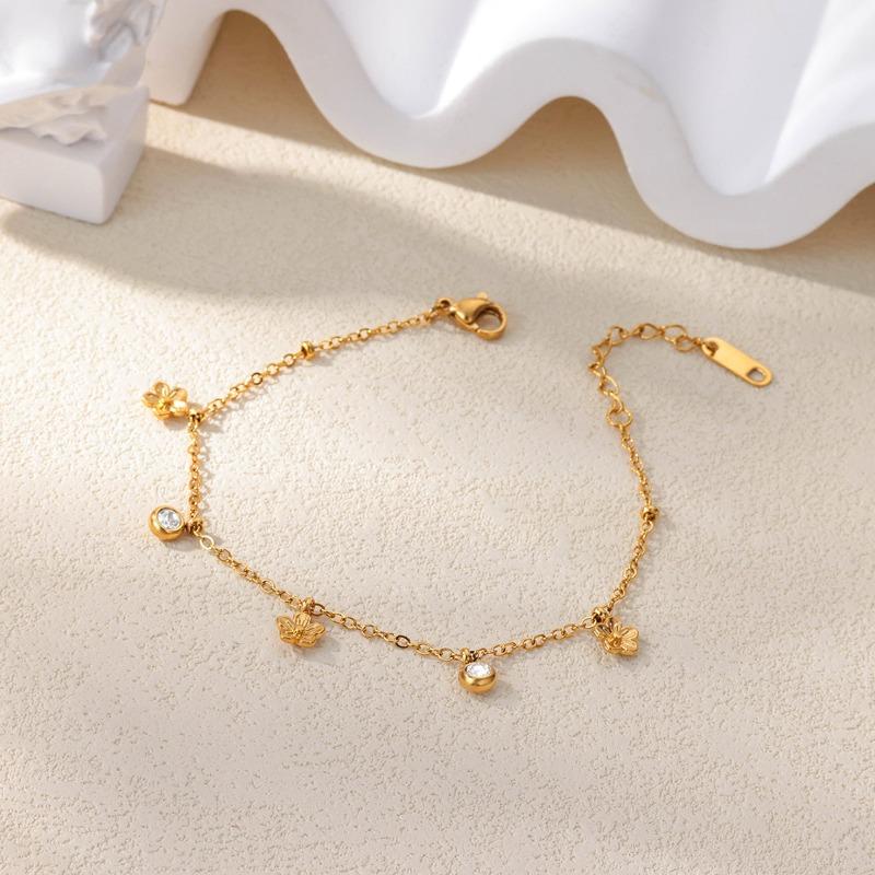 Light luxury niche stainless steel zircon round bead flower pendant bracelet fashionable simple titanium steel hand jewelry