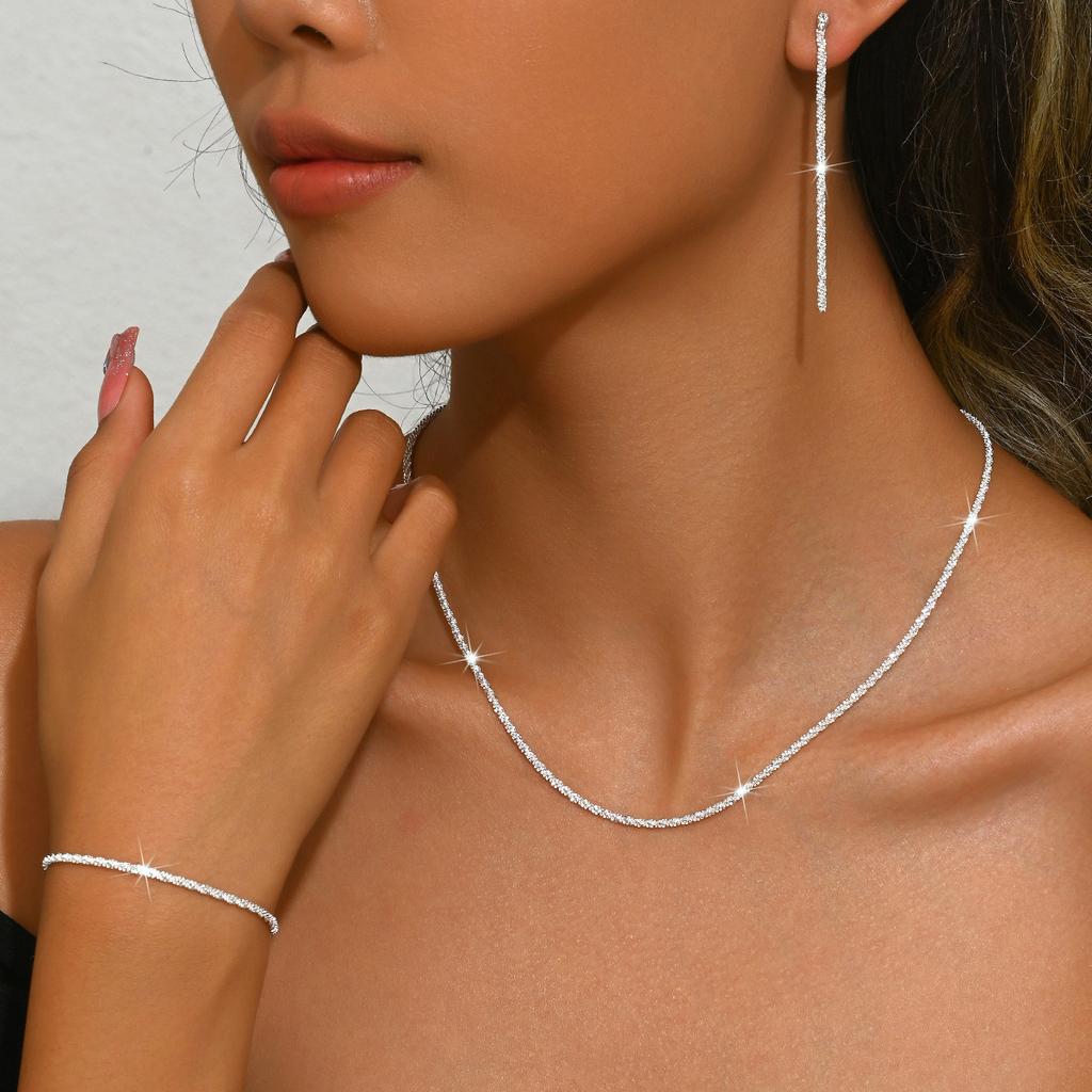 925 Sterling Silver Sparkling Necklace Women's Light Luxury Niche Design Gypsy Collarbone Chain Plain Chain Silver Bare Chain Neck Chain