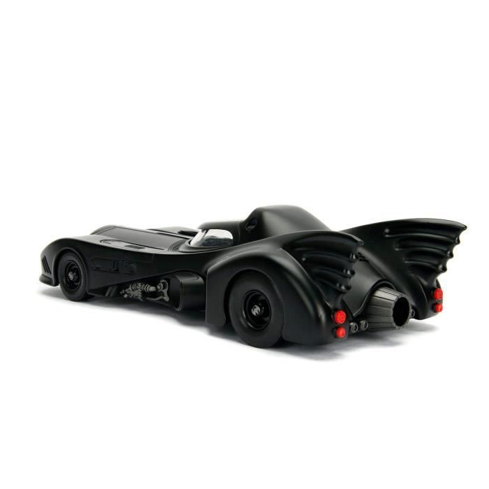 1/24 Batmobil s Batmanem