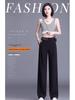 Sommerhose für Damen in großen Größen mit hohem Bund und weitem Bein – figurformend, leicht und lässig.