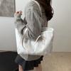 Tote Bag Womens Fall Casual Soft Purse With Zipper Closure For Daily Use