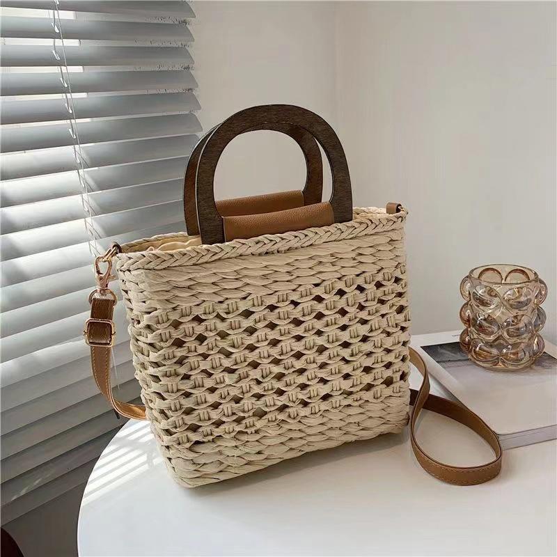 Summer Beach Bag Women Weave Handmade Straw Bag Bohemian Lady Shoulder Bag Kintted Handbag Vacation Crossbody Bag Girls Pouch