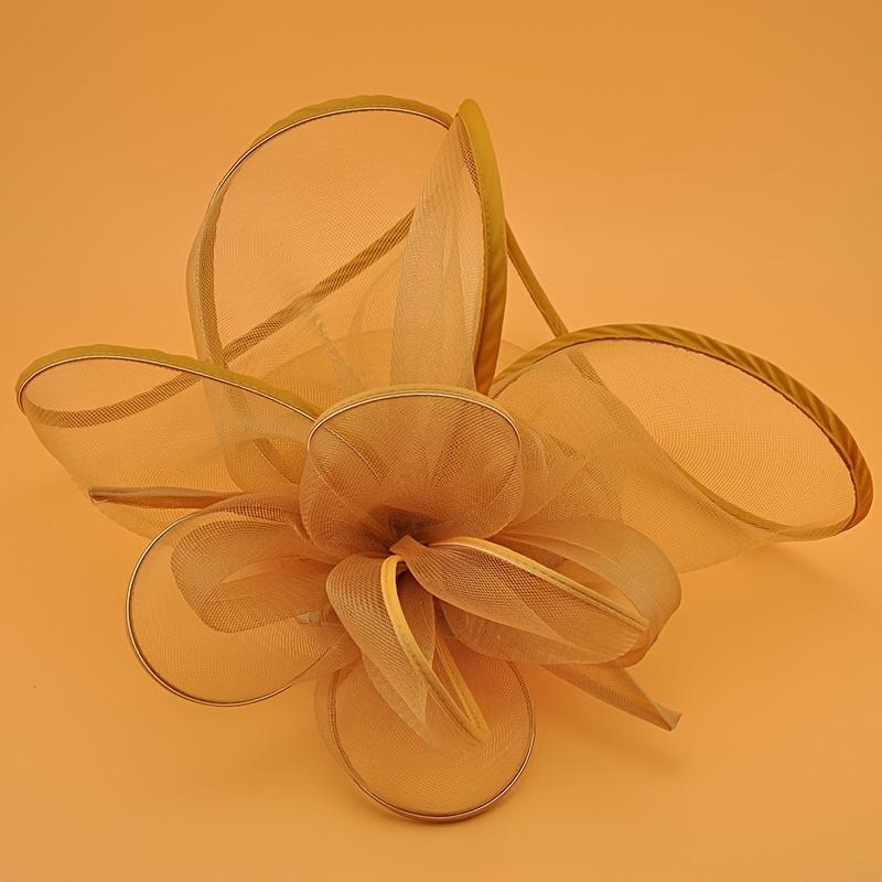

high qualityVintage Black & White Mesh Flower Fascinator with Clip - Vintage-Inspired Feather Headpiece for Weddings, Derby, and Tea Parties золотистий
