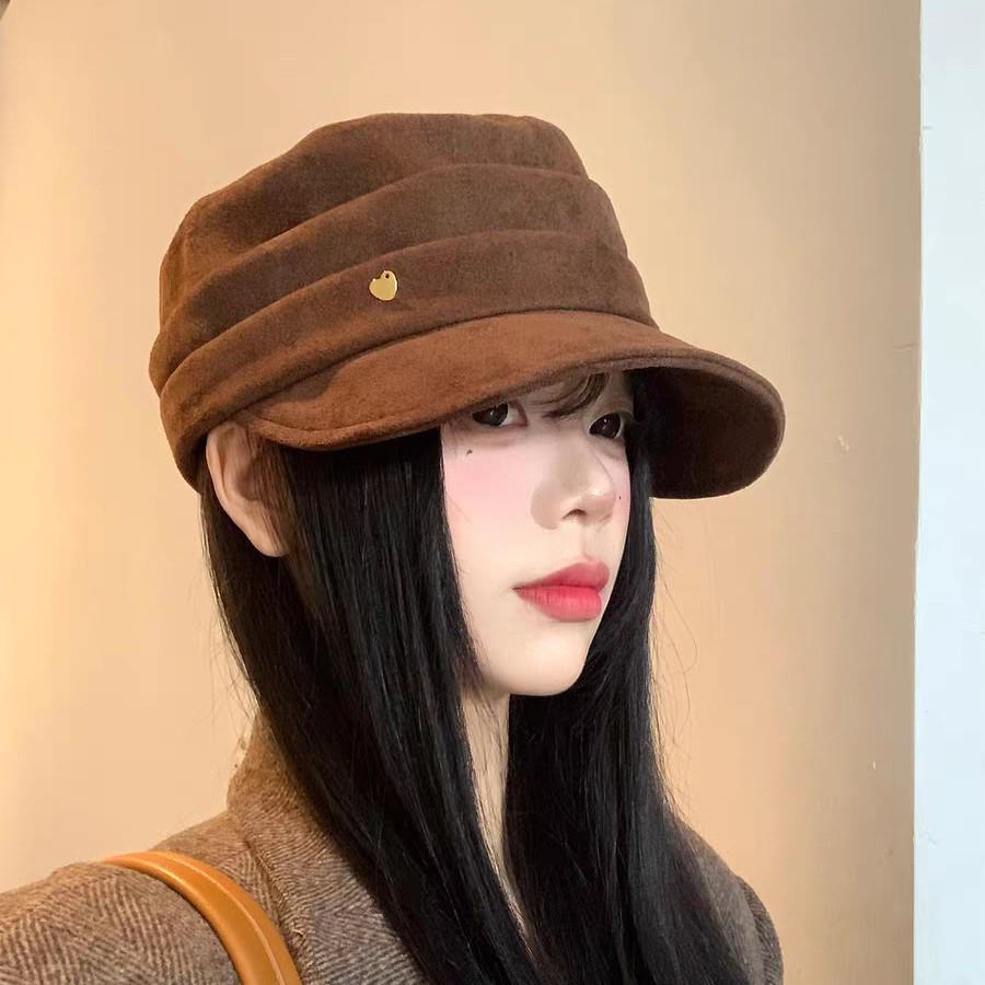 Korean Hot Style Suede Octagonal Equestrian Cap for Women - Slimming, Versatile Spring/Autumn Duckbill Design