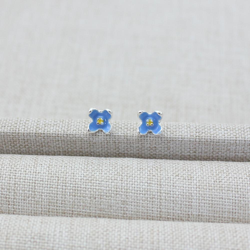 Small Blue Lilac Flower Stud Earring for Women Sweet Temperament Mini Jewelry Accessories Christmas Day Gift