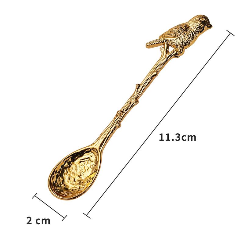 

11CM Retro Metal Coffee Spoon Dragonfly Flower Bird Shape Ice Cream Cake Dessert Milk Mixing Spoon Teaspoon Kitchen Tableware
