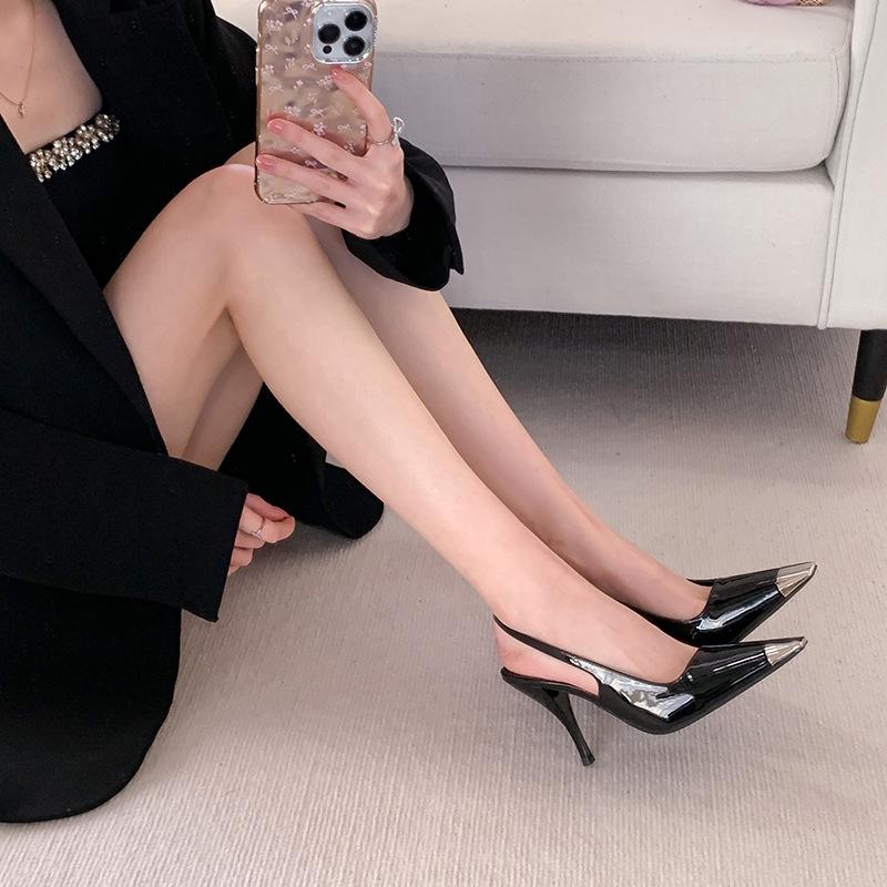 Fashion 2025 Summer Super Slim Little Cat Heels Black High Sense Bun Head Beautiful Not Tired Feet High Heeled Sandals Women Pumps