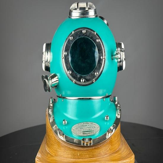 45,72 cm Grüner Tiefsee Taucher Tauchhelm mit Holzsockel Marine Nautisch Boston Tauchhelm Bestes Geschenkobjekt