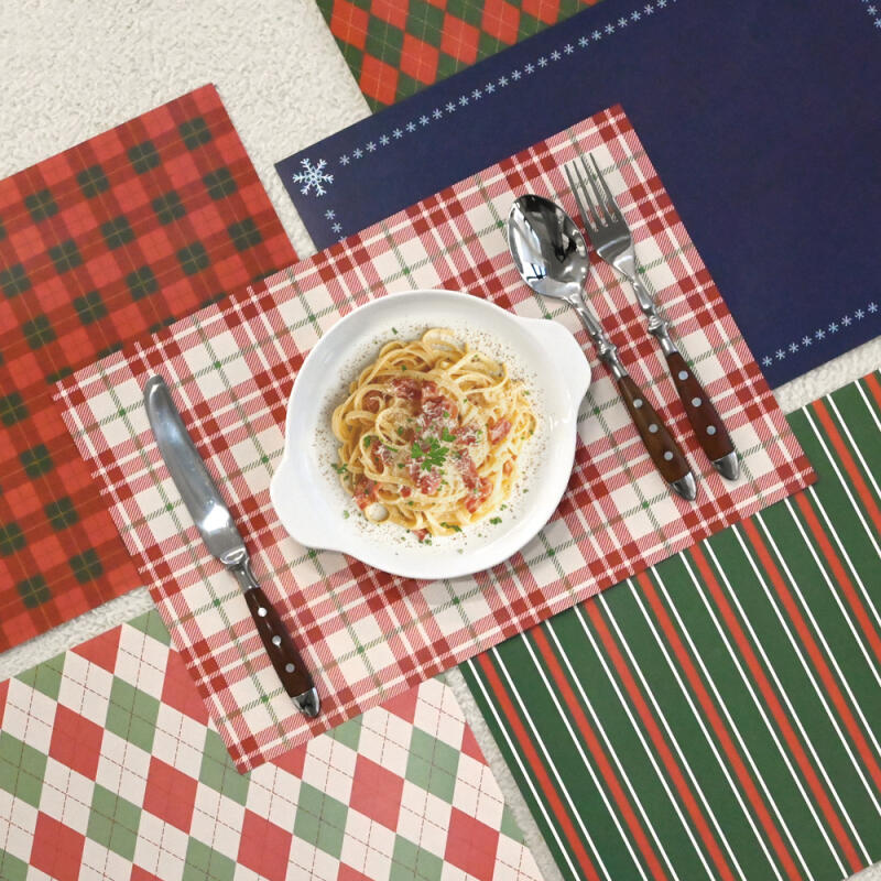 

Table Mat Winter 06. Snowflake