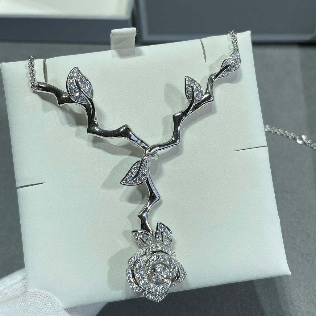 Vintage Hot Brand Women's Necklace Luxury Jewelry For Women Designer Pendant Pure 925 Sterling Silver Rose Gold Flower Necklaces