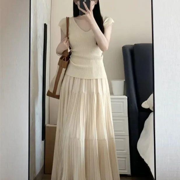 Women's V-neck Knit T-shirt & High-waisted Pleated Skirt Set