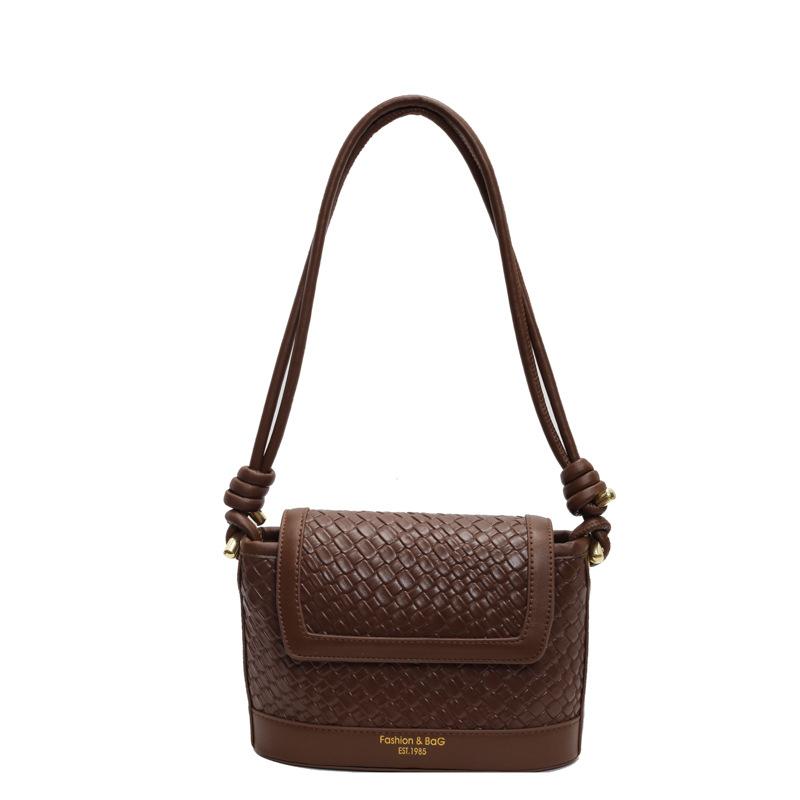 

This year s new product niche design woven bucket small bag women s fashion high-end texture commuting versatile messenger bag темно-коричневого кольору