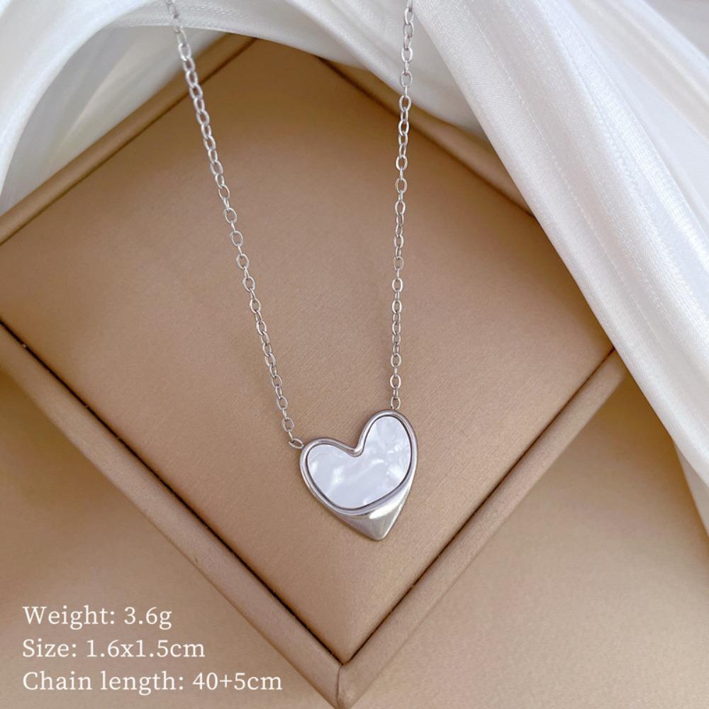 Titanium Steel Pendant Necklace Tilted Shell Heart Clavicle Chain New Necklace  Jewelry Accessories