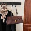 Vintage college style tote bag simple shoulder armpit bag ins premium sense niche locomotive bag