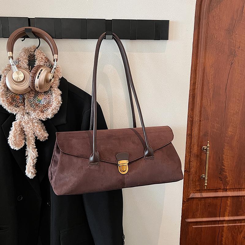 Vintage college style tote bag simple shoulder armpit bag ins premium sense niche locomotive bag