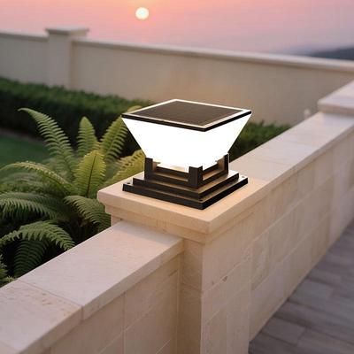 LED Waterproof Solar Post Light for Outdoor Courtyard and Villa Fencing