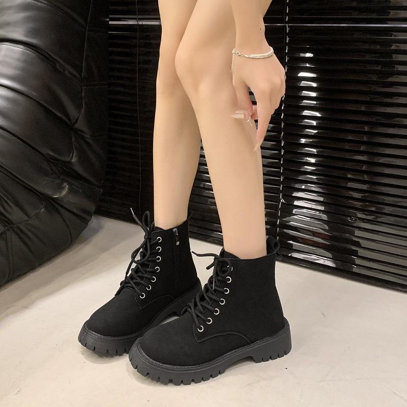 Grenzüberschreitende neue britische Stil große Größe kurze Martin-Stiefel Damen grenzüberschreitend quadratischer Absatz kurze Schnürstiefel dünne Lederstiefel