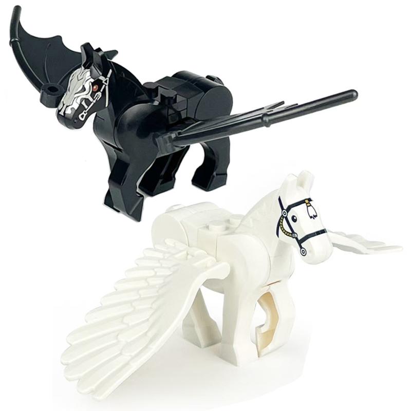 Blacks White Warhorse Magic Scene Pegasus Winas Building Horse Parts Scale Model Sets Block Bricks for Children Kids Children Kits