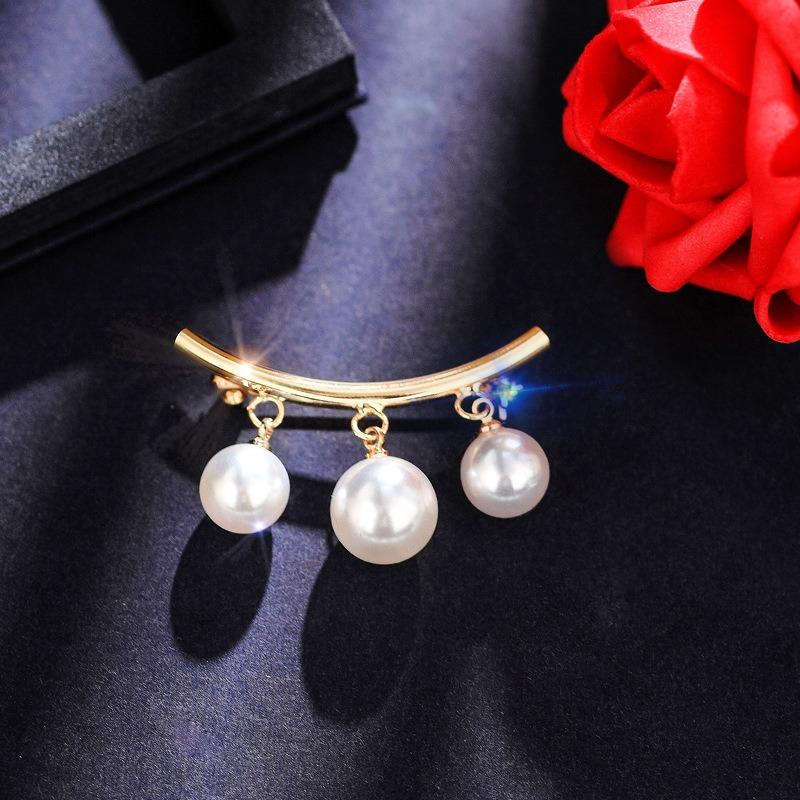 İmitasyon İnci Yaka Broşu, Kadınların Dekolte Önleyici Kazak Aksesuarı, Korsaj İğnesi Tokası, Sabit Giysiler ve Aksesuarlar