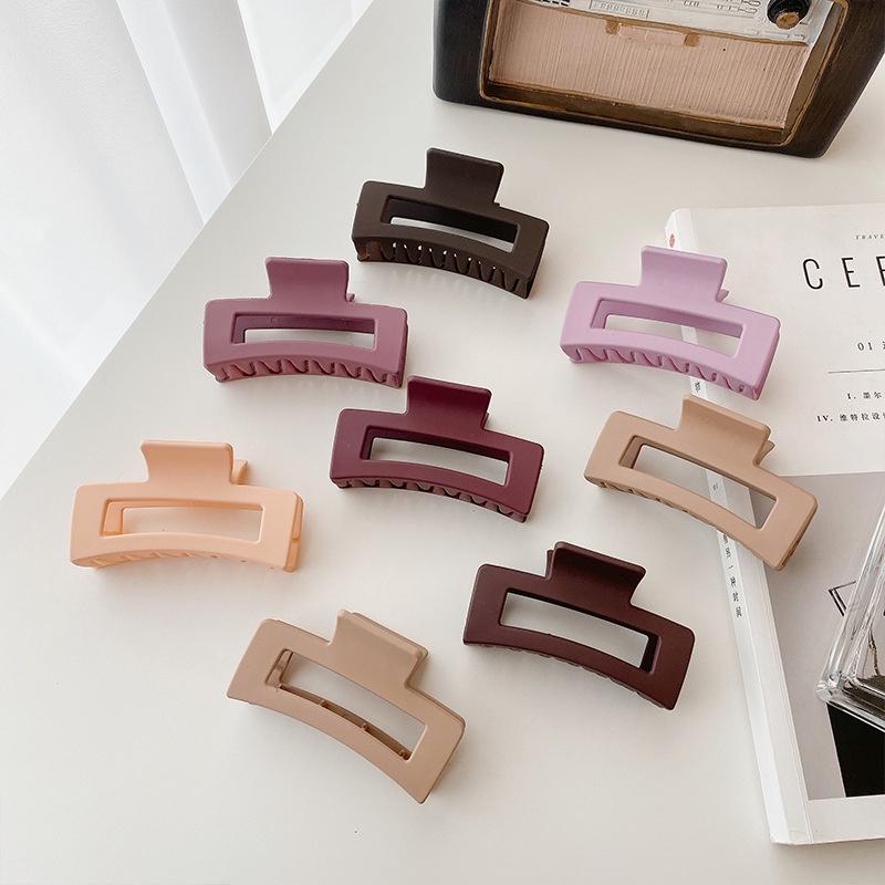 Wholesale Resin Hair Clip Trendy Geometric Design 8.5cm Size