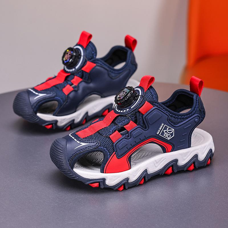Summer 2025 New Boys Hollow Mesh Sandals Bag Head Beach Shoes Knob Buckle Soft Sole Children's Sports Sandals