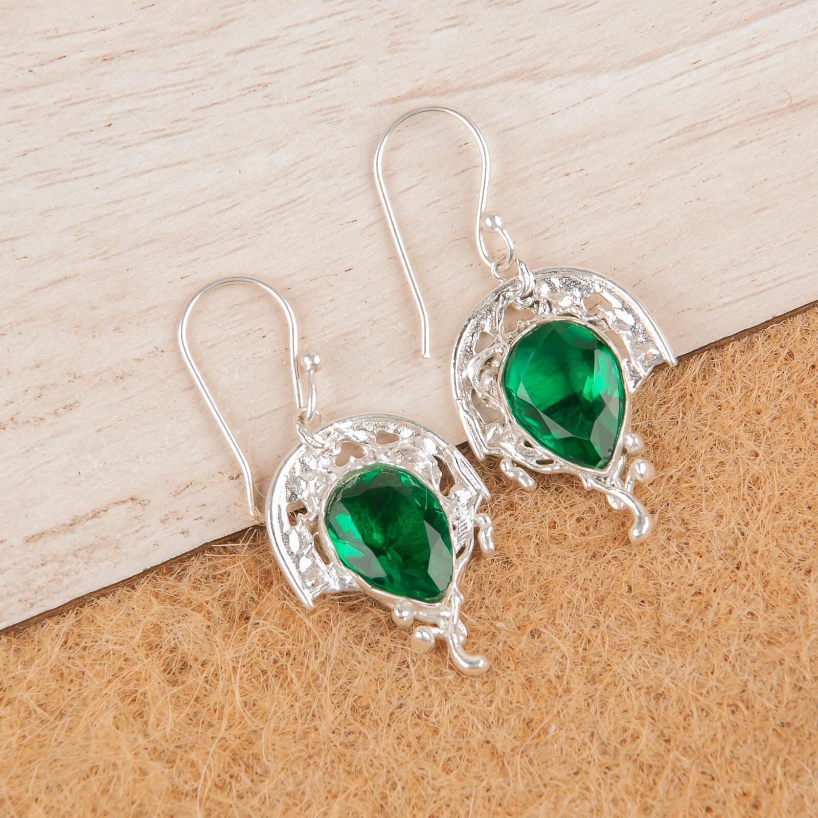 

Для женщин Хромовый диопсид Драгоценный камень 925 Стерлинговое серебро Ювелирные изделия Серьги ручной работы CE-5-9