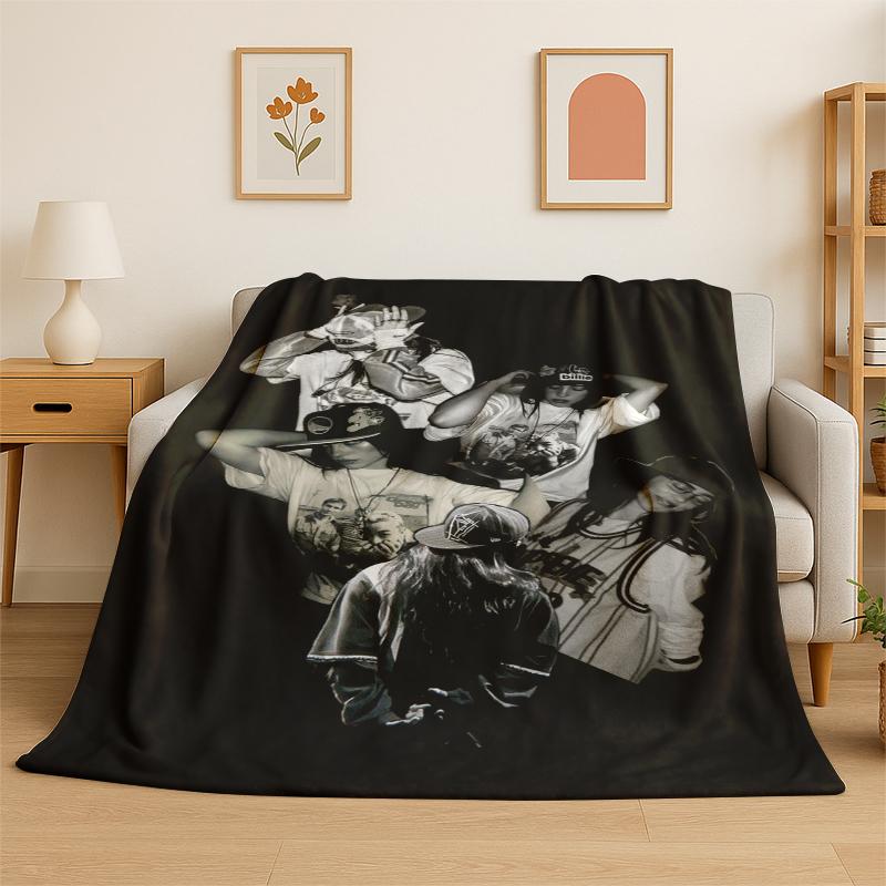 3D Billie Eilish Singer Star Flannel Blanket Soft Warm Throw Blanket for Bedroom Living Room Bed Travel Camping Picnic Gift