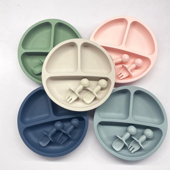 Silicone Toddler Cutlery Set with Suction Plate Forks And Spoons for Independent Feeding BPA Free Baby Led Weaning Supplies