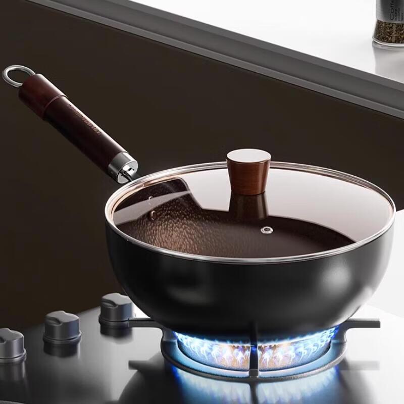 DUMIK Single-Serving Hammered Iron Pot 24cm