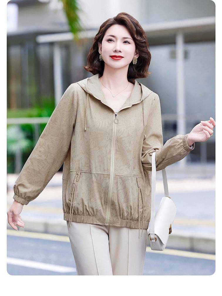 Women's Sun Protection Printed Hooded Jacket - Breathable, Loose-Fit for Middle-Aged and Elderly