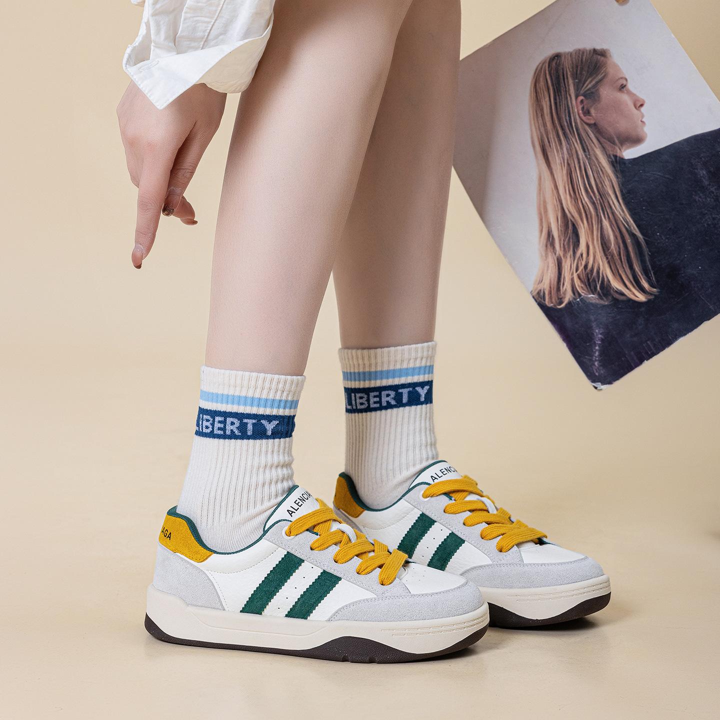 Leather thick bottom spring new color matching leisure sports jogging soft bottom soft surface German 35