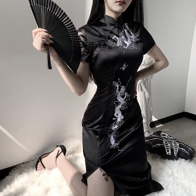 2025 New Collection Vintage Dark Gothic Chinese Knot Buttons Short Sleeve Dress Chinese Style High Waist Split Dragon Print Slim Cheongsam