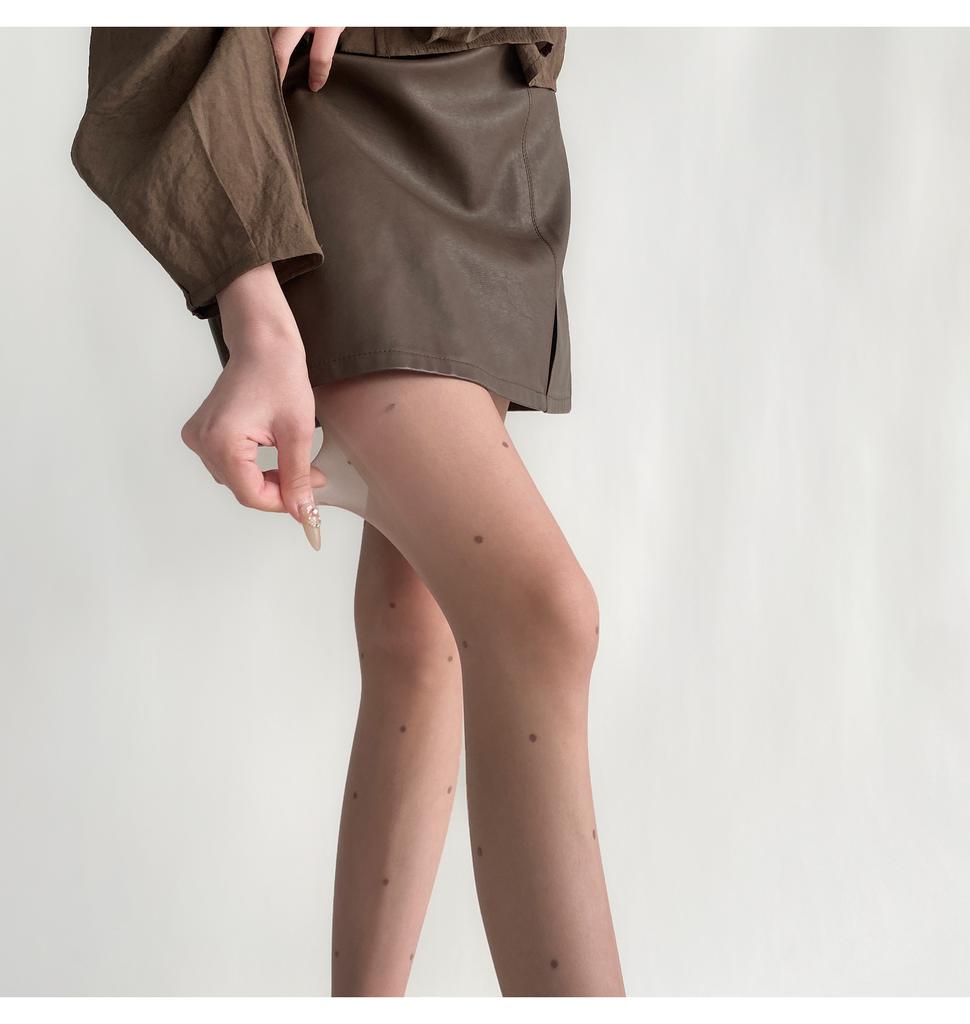 2024 Spring/Summer New Ultra-Thin Any-Cut 0D Base Jacquard Nylon Anti-Bacterial Heart-Shaped Polka-Dot Pantyhose Basic Style