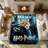 Warner Bros. Funktioniert (32) Personalisieren Sie Ihren Namens-Teppich, Ihr Bürostuhl-Kissen, Ihr Geschenk für Schlafzimmer und Wohnzimmer zu Hause.