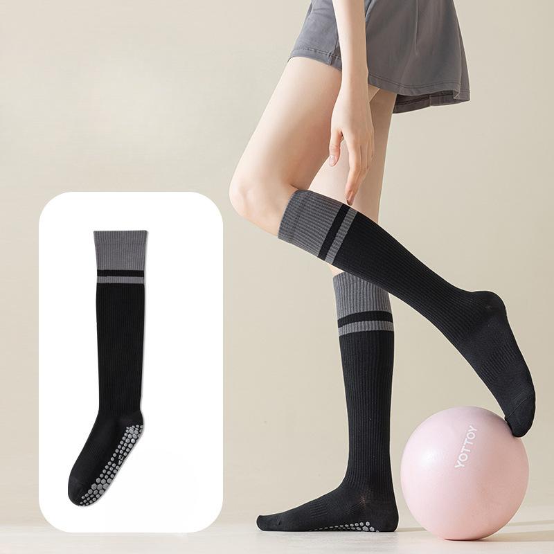 

Женские весенне-осенние носки для йоги, фитнеса, пилатеса, с цветными блоками, противоскользящие, до икр 1 pair чёрный