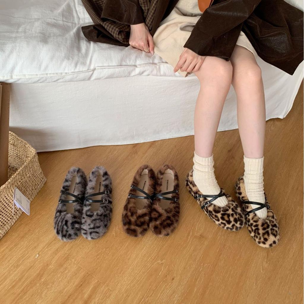 2025 autumn and winter new round head with leopard print fluff thick sole warm outer wear Doudou pregnant women's single shoes