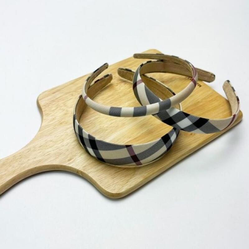 Classic check pattern headband middle
