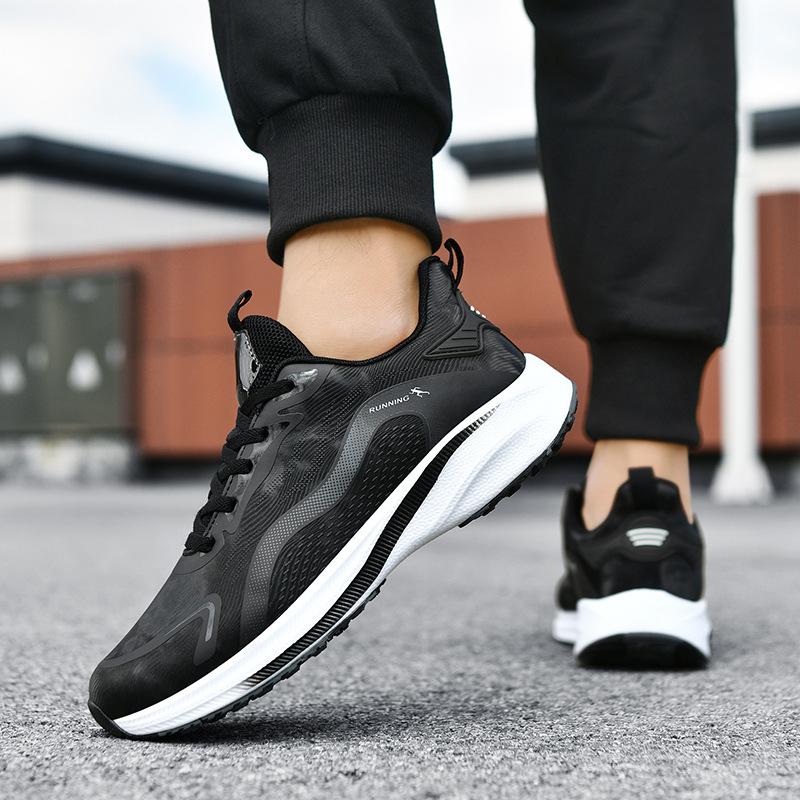 Large size sports shoes men's shoes spring and summer new fashion casual versatile breathable running shoes youth