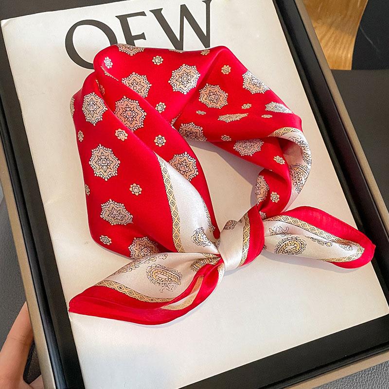 Fashion 100% Real Pure Silk Headscarf Square Satin Scarf For Women Shawl Foulard Hijab Neckerchief Bandana Print Bufanda Echarpe