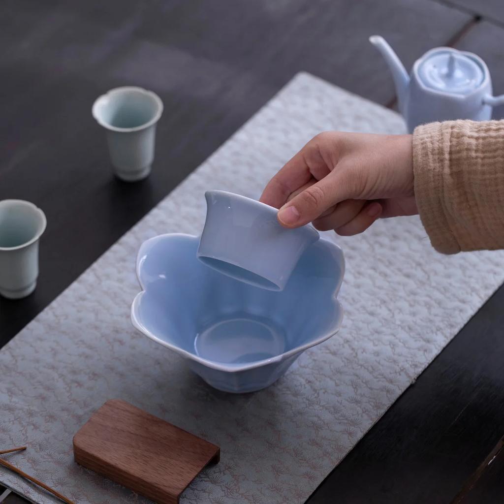 Cloud Water Blue Flower Drool Dropper Ceramic Tea Ware Teapot Pot Bearing Kung Fu Tea Set Creative Brewing Teapot