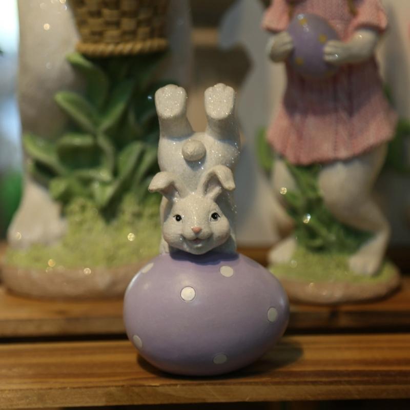 Easters Decorations Bunnies Decors Spring Figurine Table Centerpiece Resin Easters Eggs Rabbit Statue Tabletop Ornament